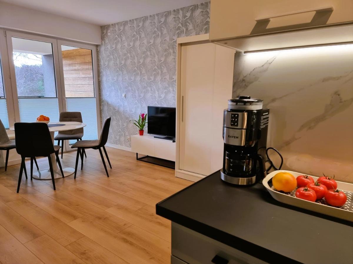 Apartament Szmaragdowa 21 Przy Plazy - Sala Zabaw, Silownia - 365Pam ミエルノ エクステリア 写真