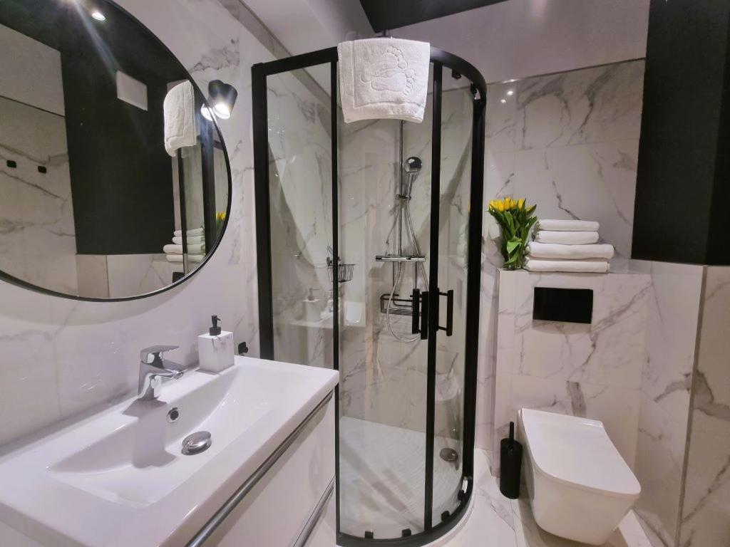 Apartament Szmaragdowa 21 Przy Plazy - Sala Zabaw, Silownia - 365Pam ミエルノ 部屋 写真
